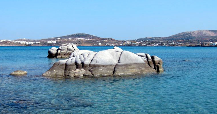 Παραλία Κολυμπήθρες en Paros de Cícladas